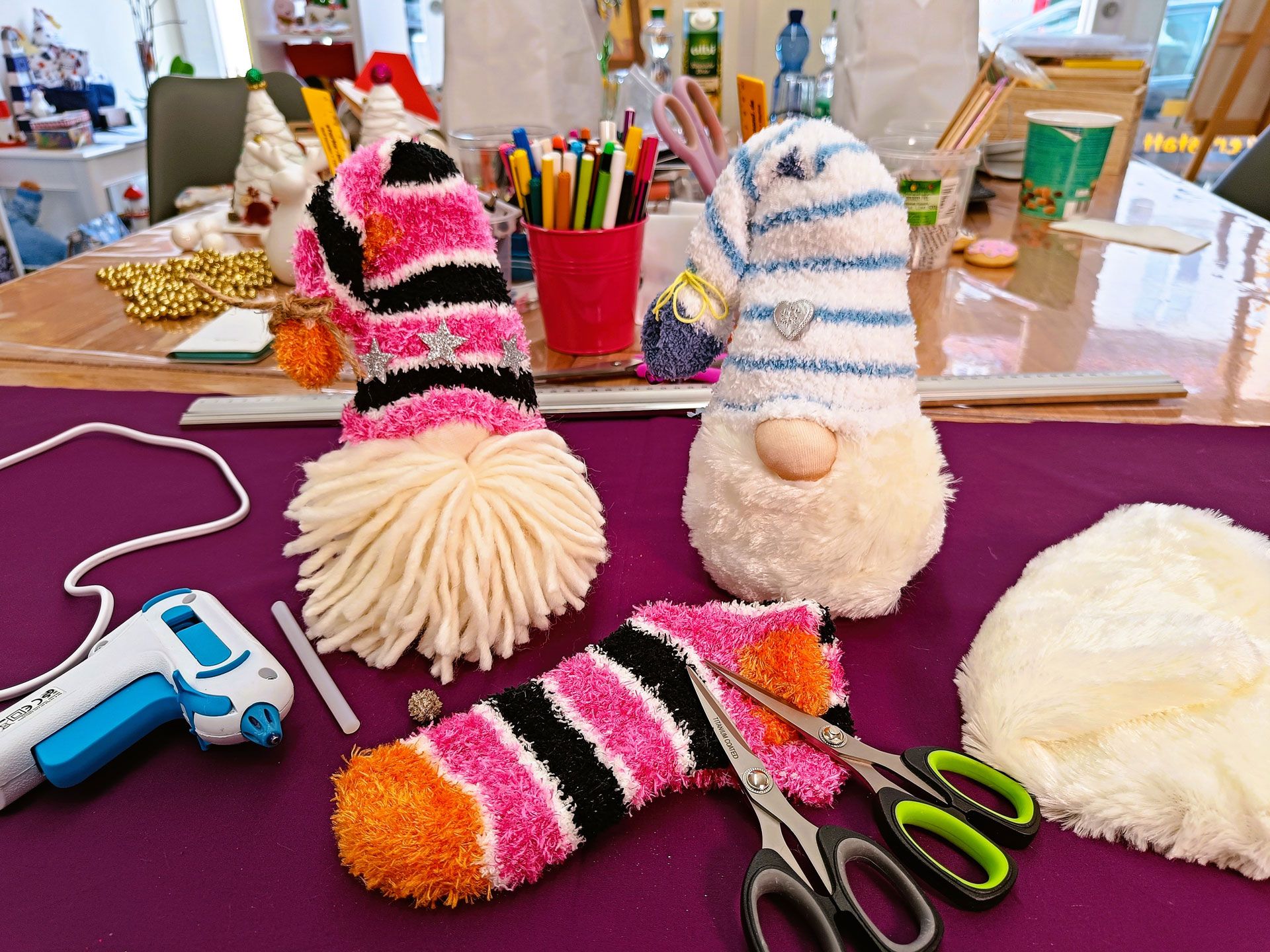  drollige Sockenwichtel